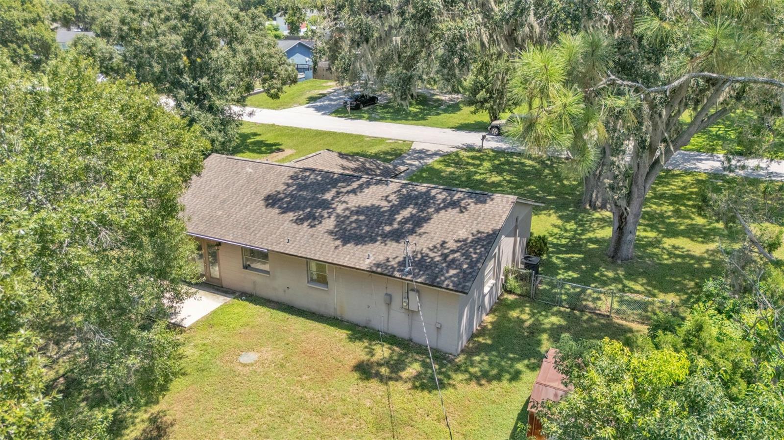 7424 HIGHLAND GROVE DR