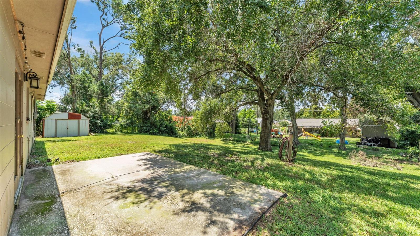 7424 HIGHLAND GROVE DR