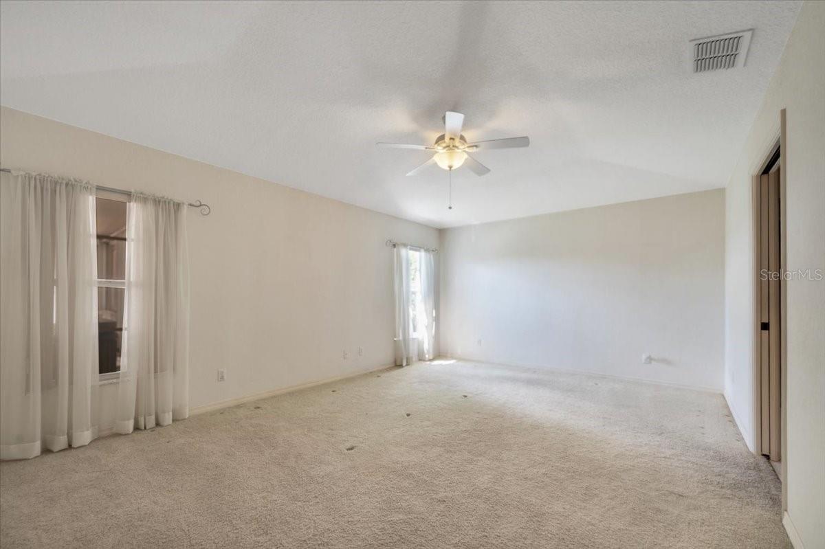 620 CRYSTALS BLVD