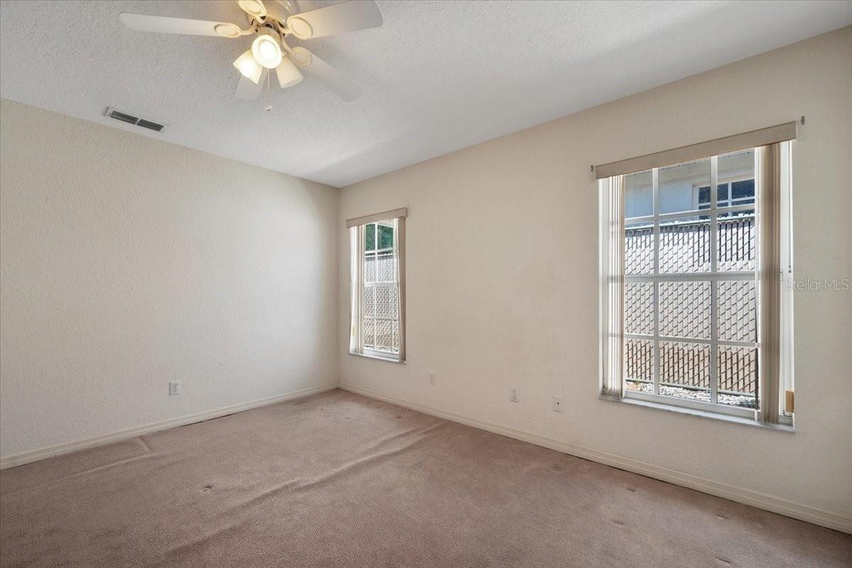 620 CRYSTALS BLVD
