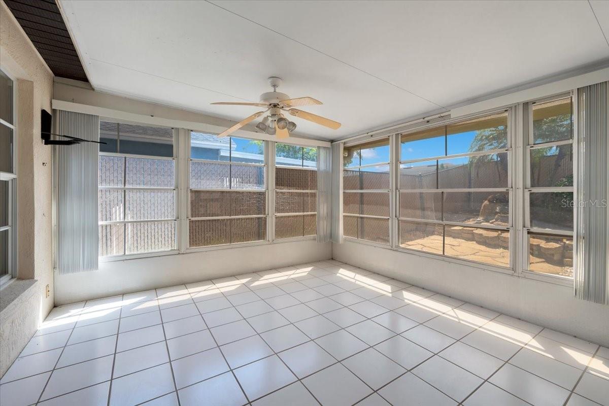 620 CRYSTALS BLVD