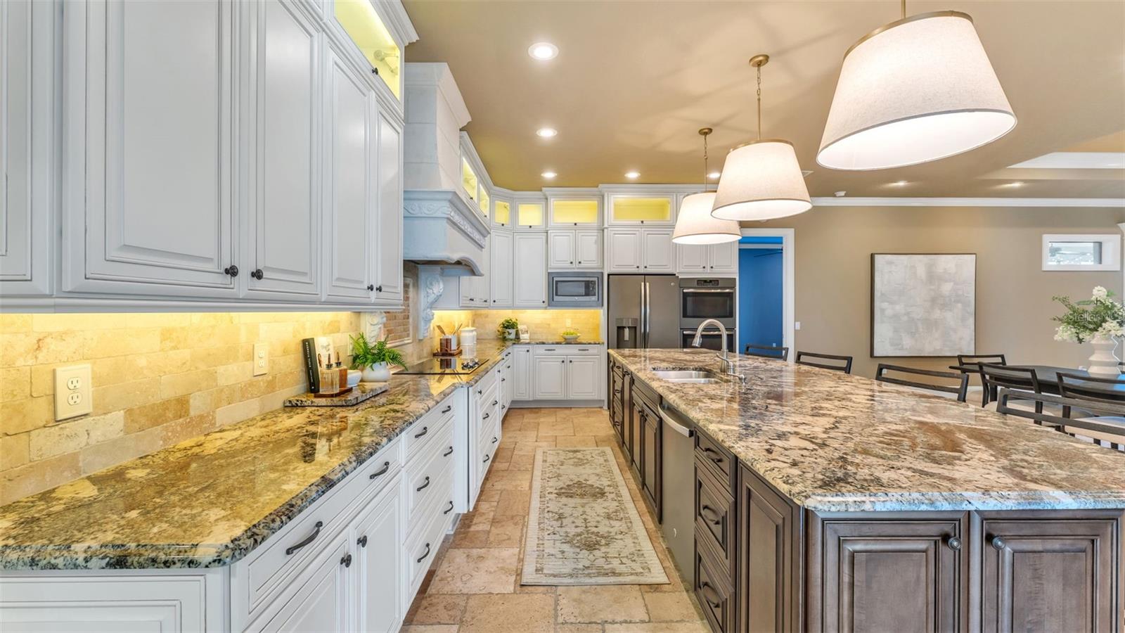 2945 SADDLE RIDGE LN