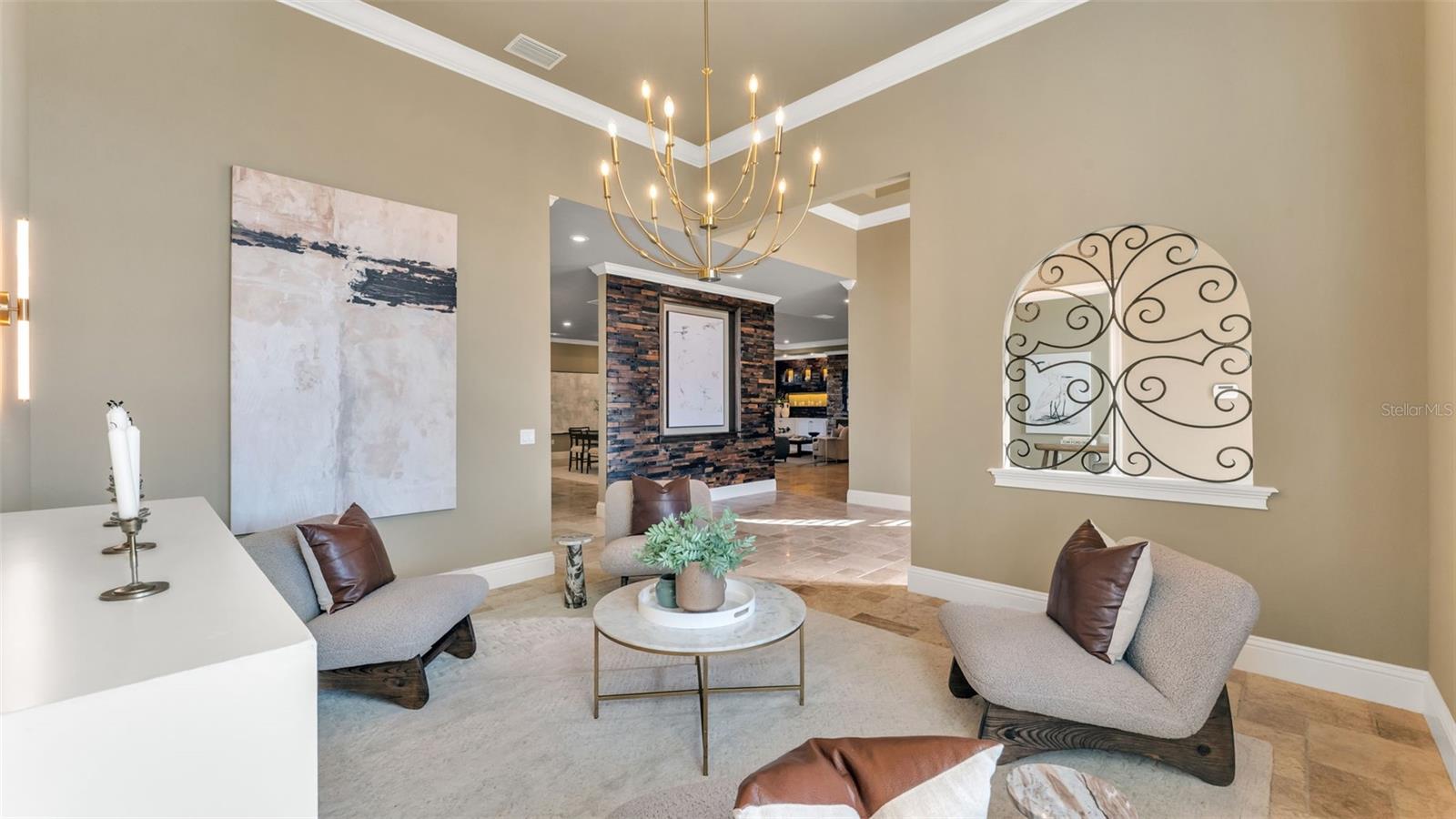 2945 SADDLE RIDGE LN