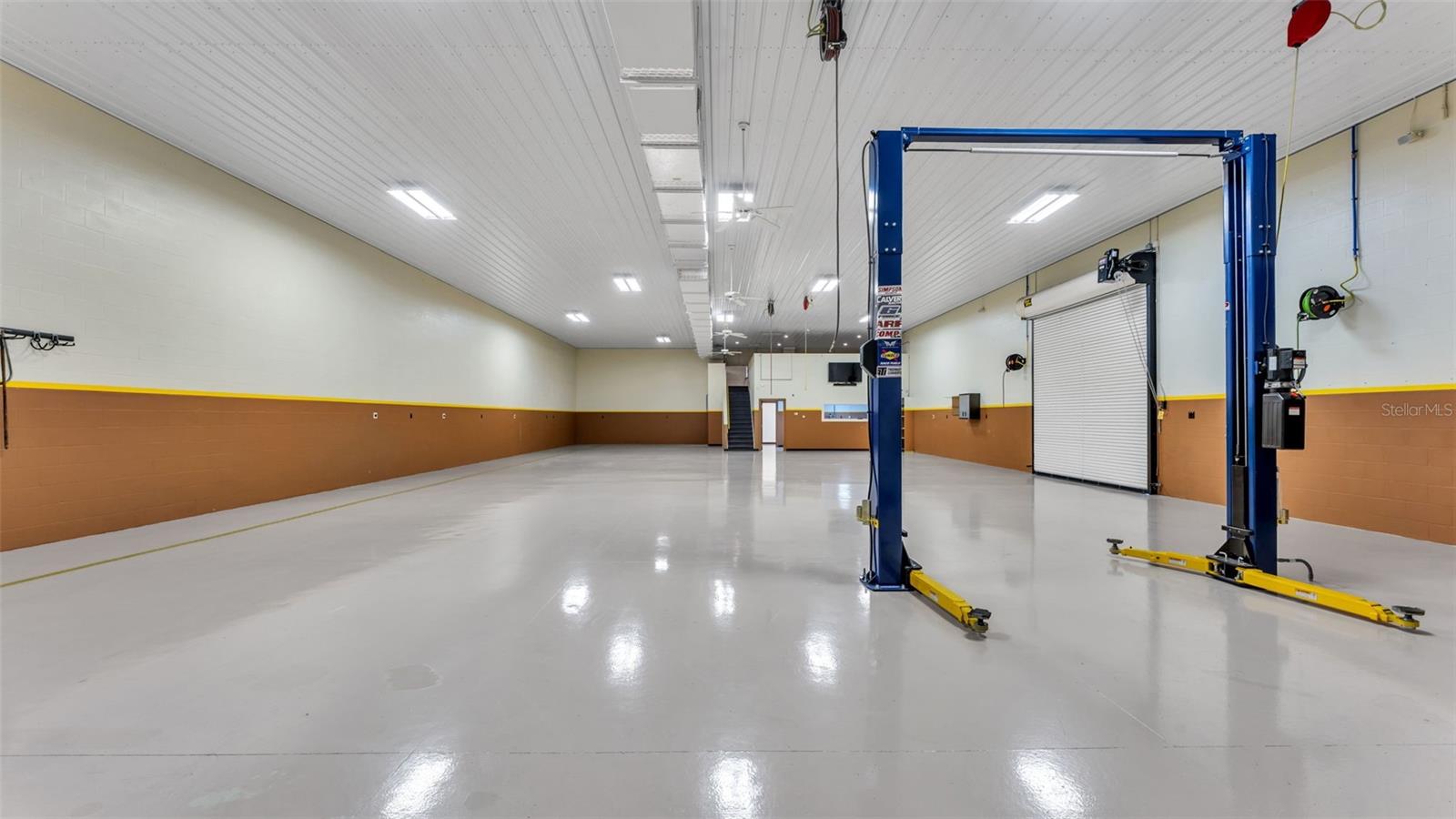 2945 SADDLE RIDGE LN