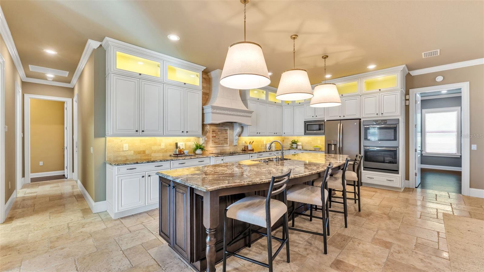 2945 SADDLE RIDGE LN