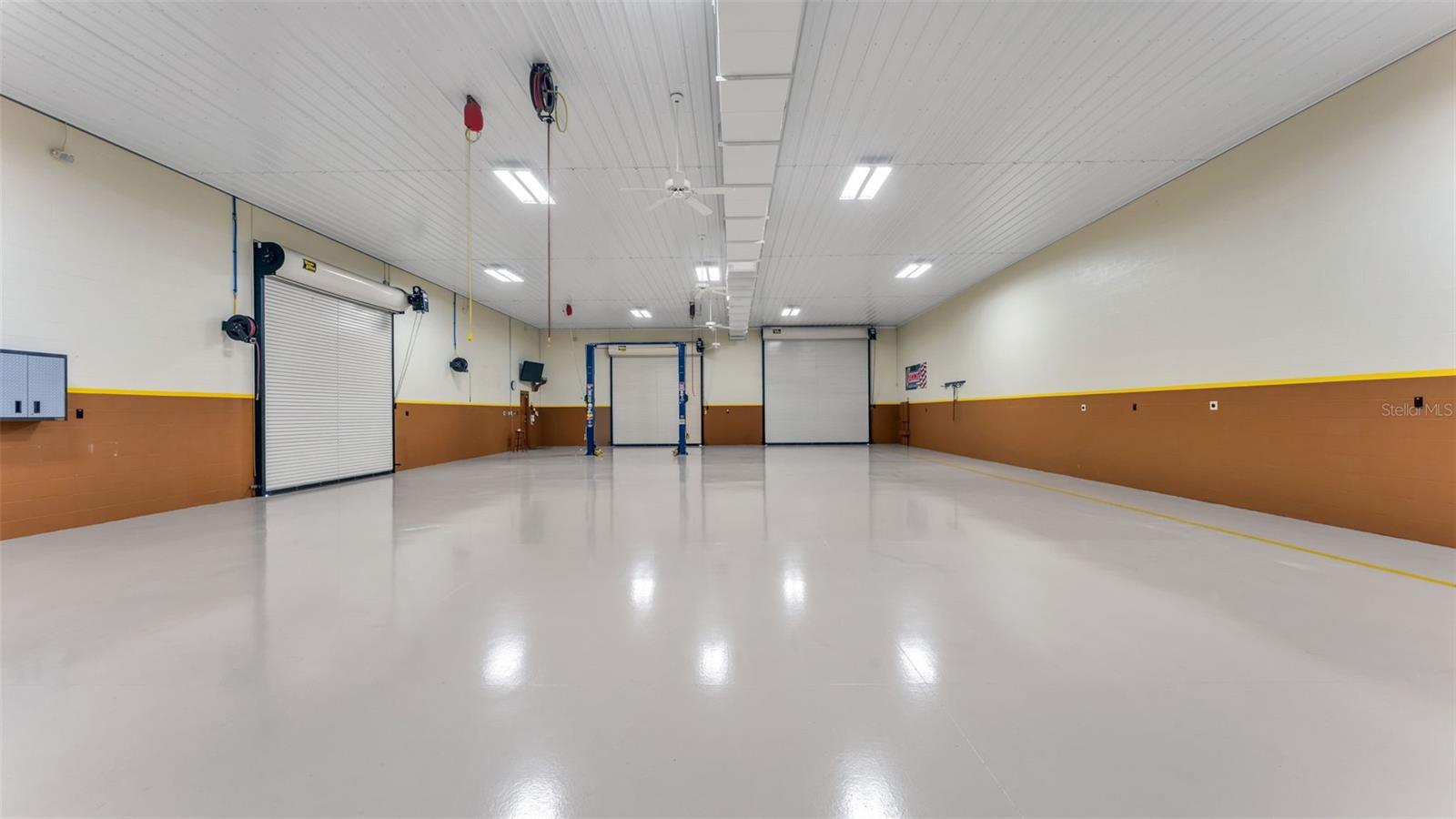 2945 SADDLE RIDGE LN