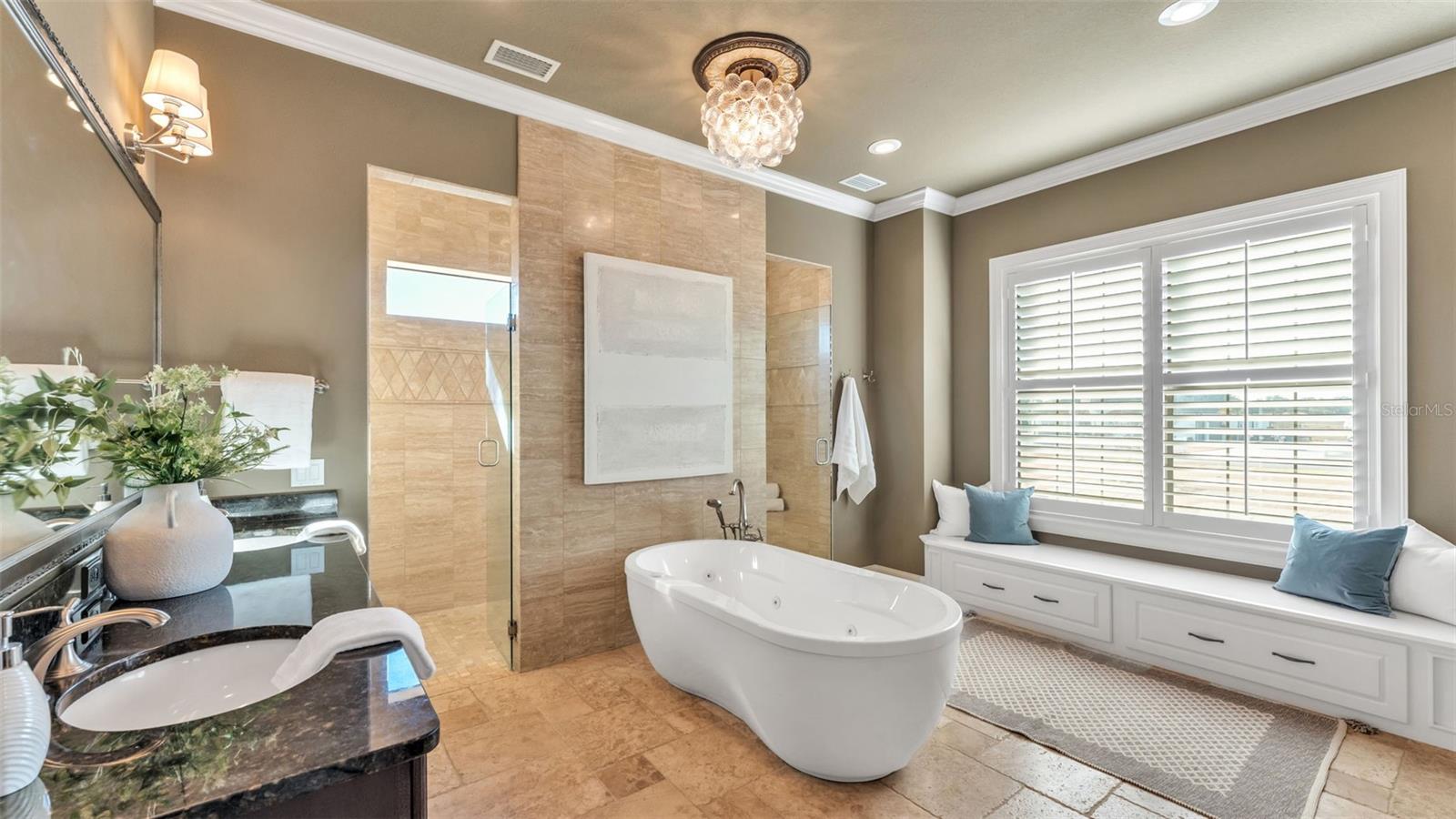 2945 SADDLE RIDGE LN