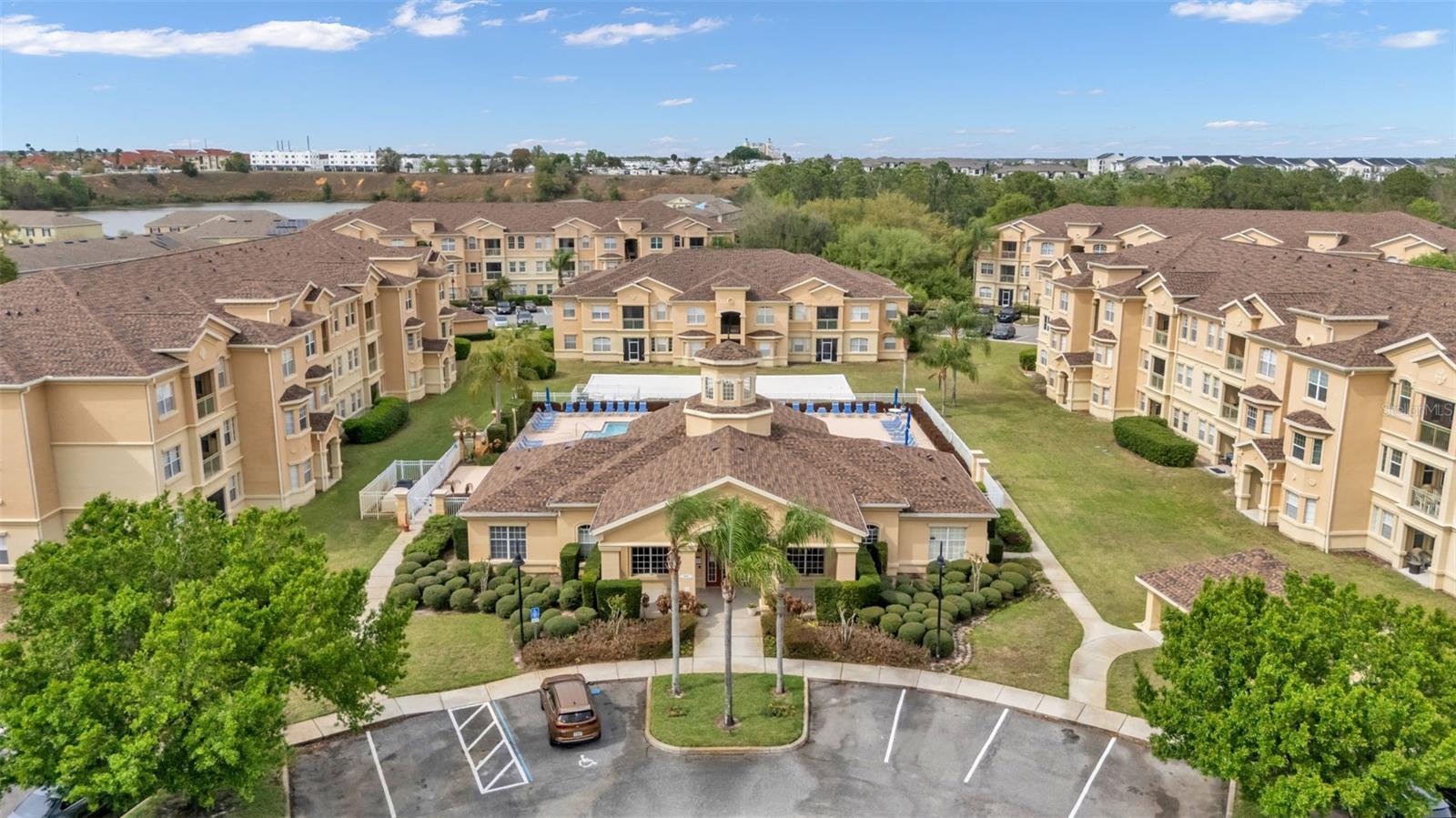 412 TERRACE RIDGE CIR #412