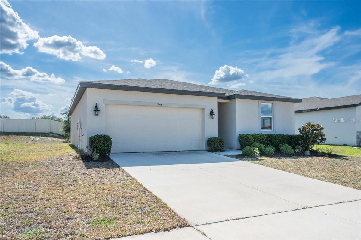 1006 OAK VALLEY DR