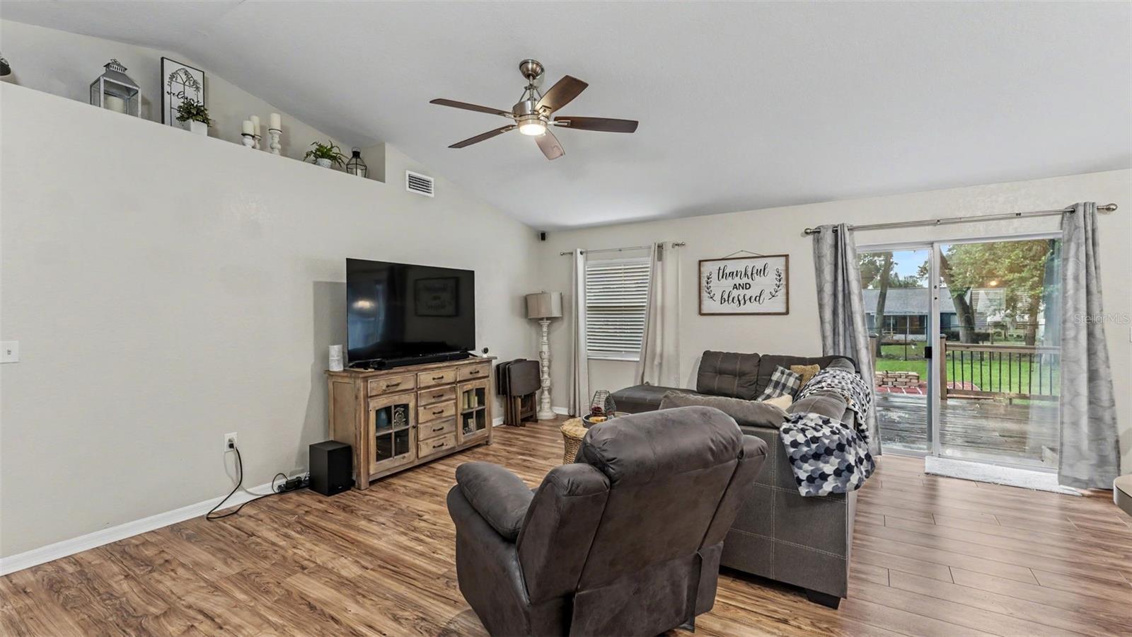 4169 MAYFAIR WAY
