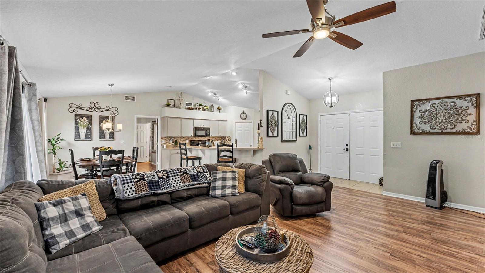 4169 MAYFAIR WAY