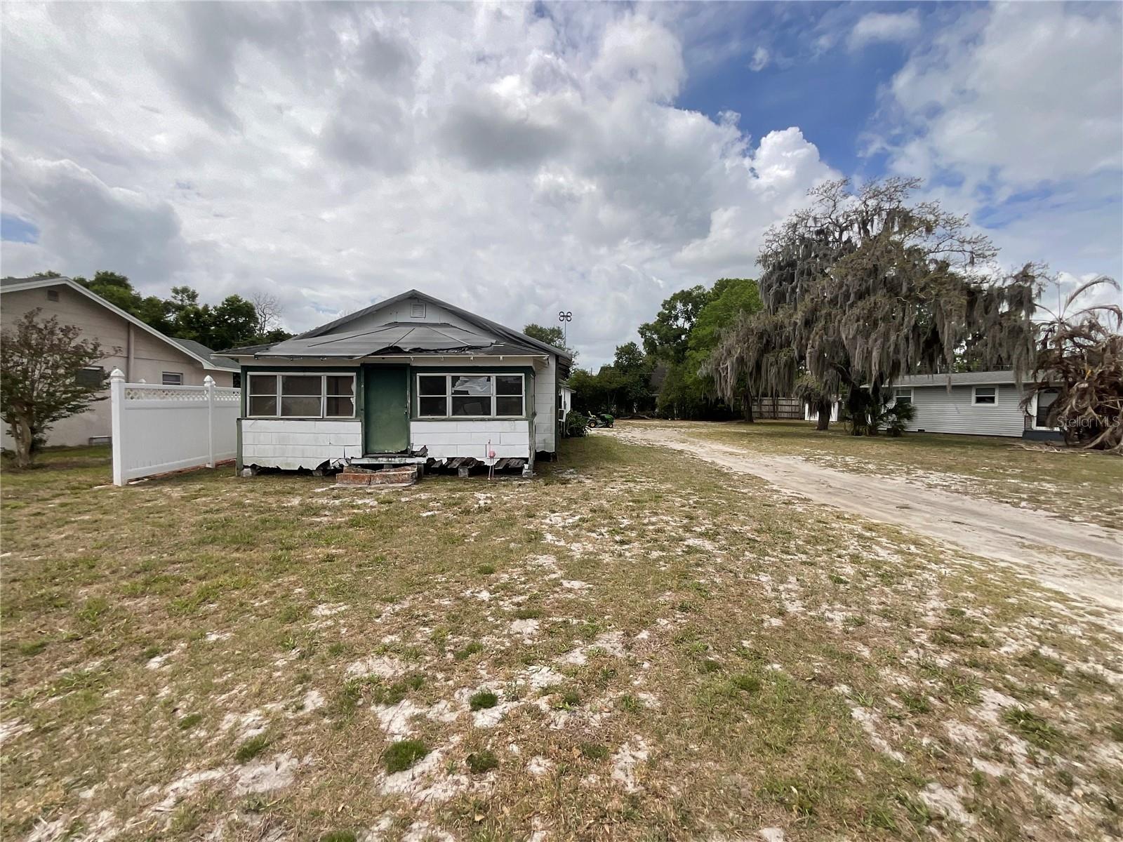 109 PALENCIA RD