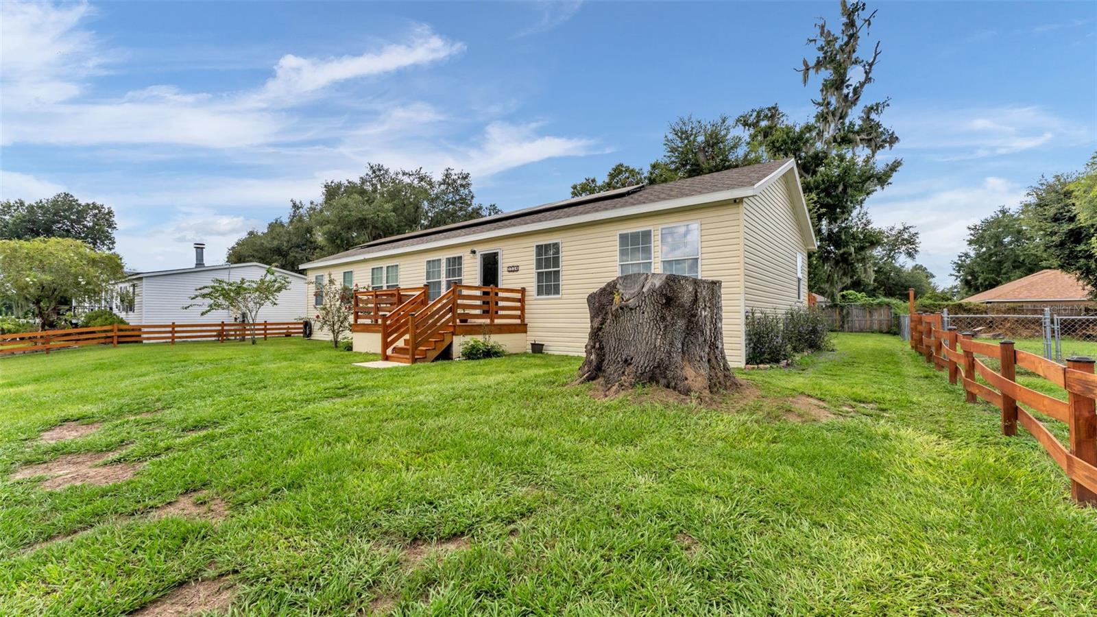 3734 PIONEER TRAILS DR