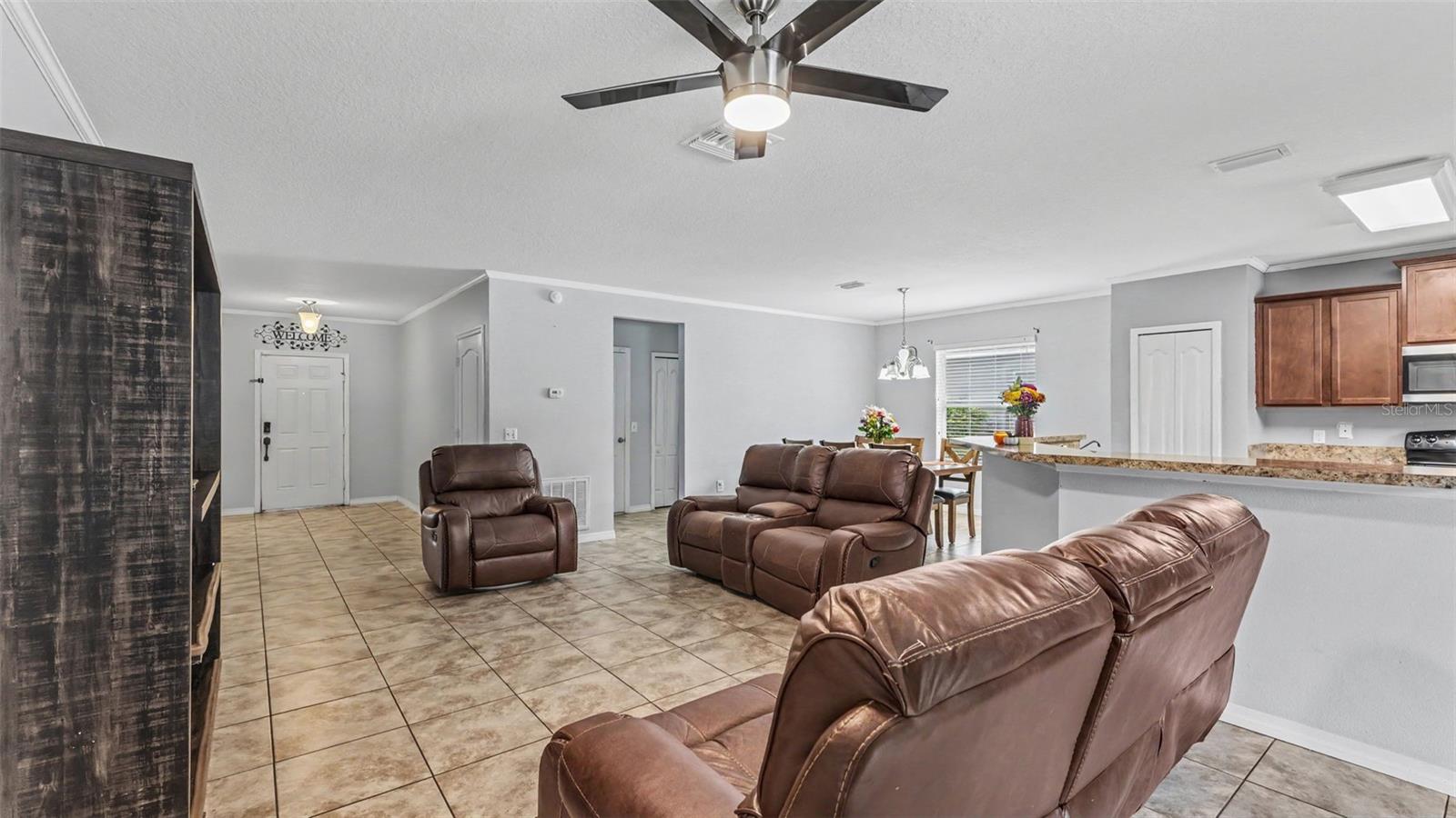 6774 GLENBROOK DR