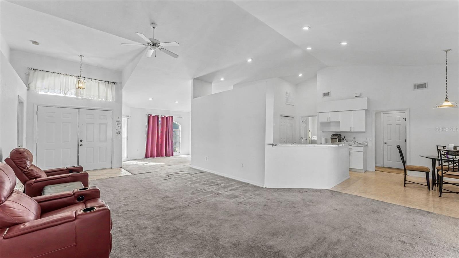 7434 BEAUMONT DR