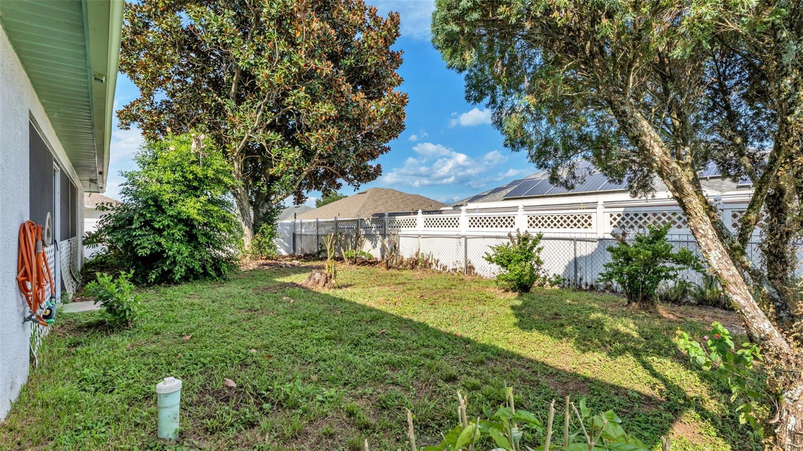 7434 BEAUMONT DR