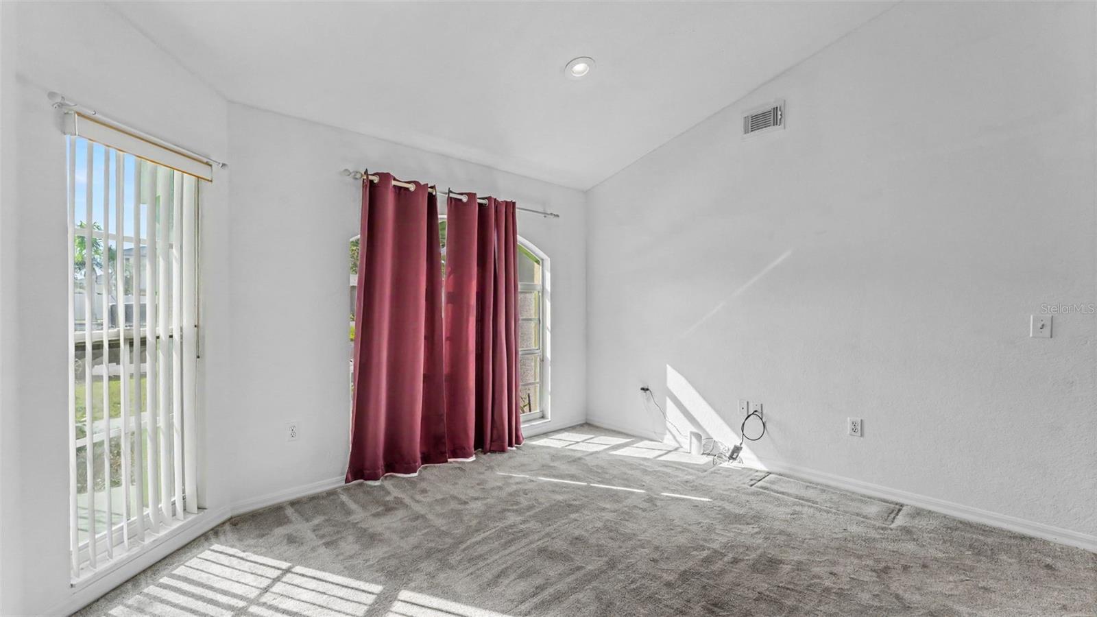 7434 BEAUMONT DR