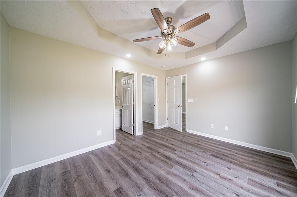259 Lee Road 2066