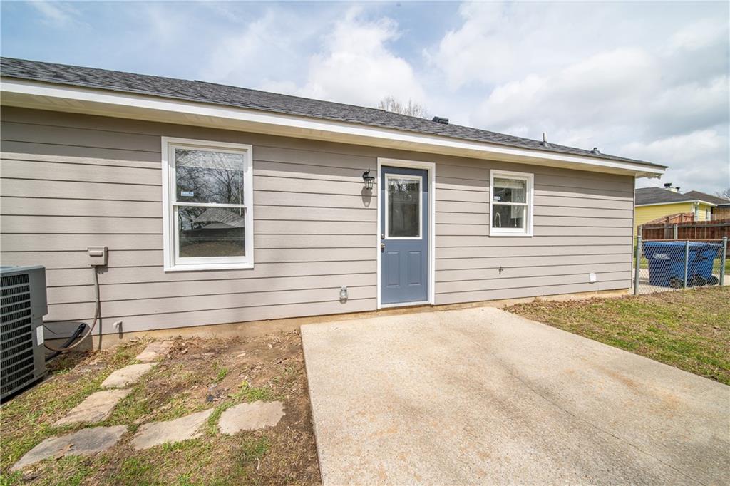 259 Lee Road 2066