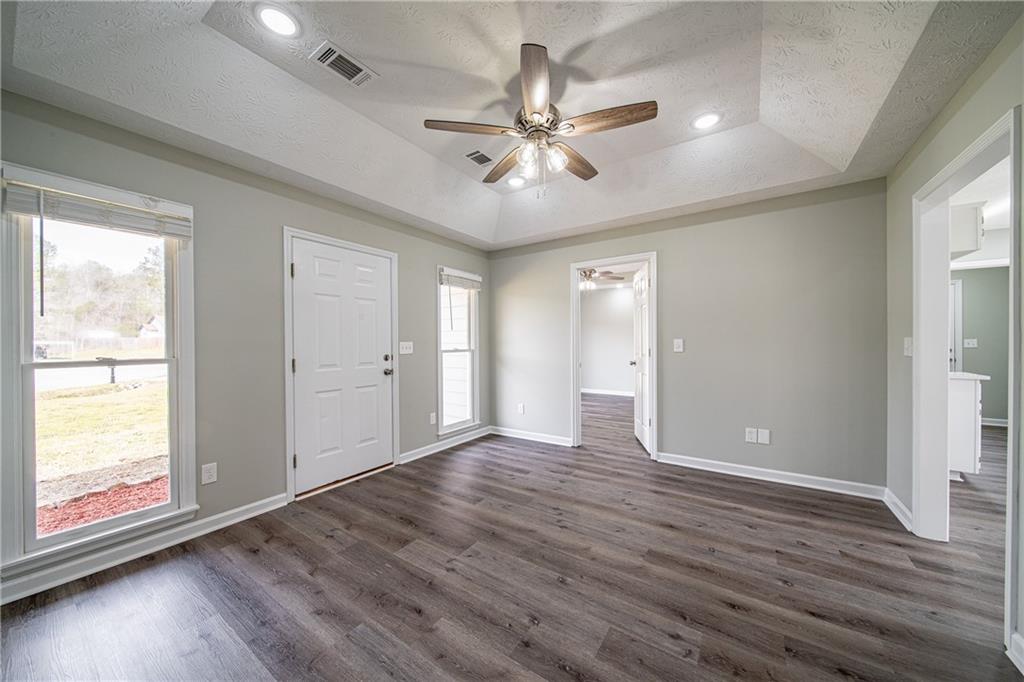 259 Lee Road 2066