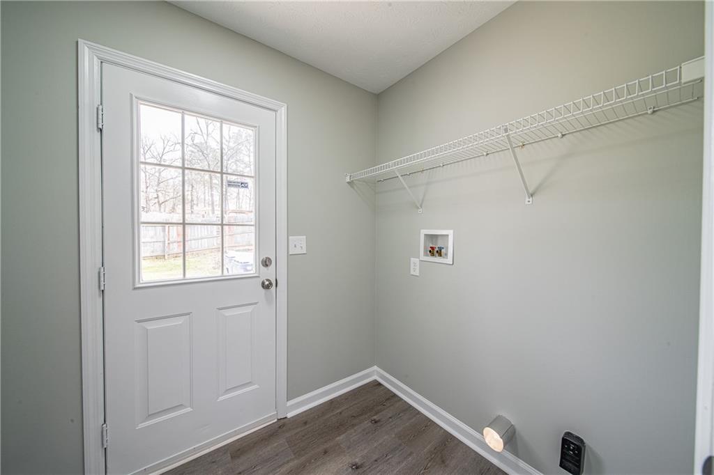 259 Lee Road 2066