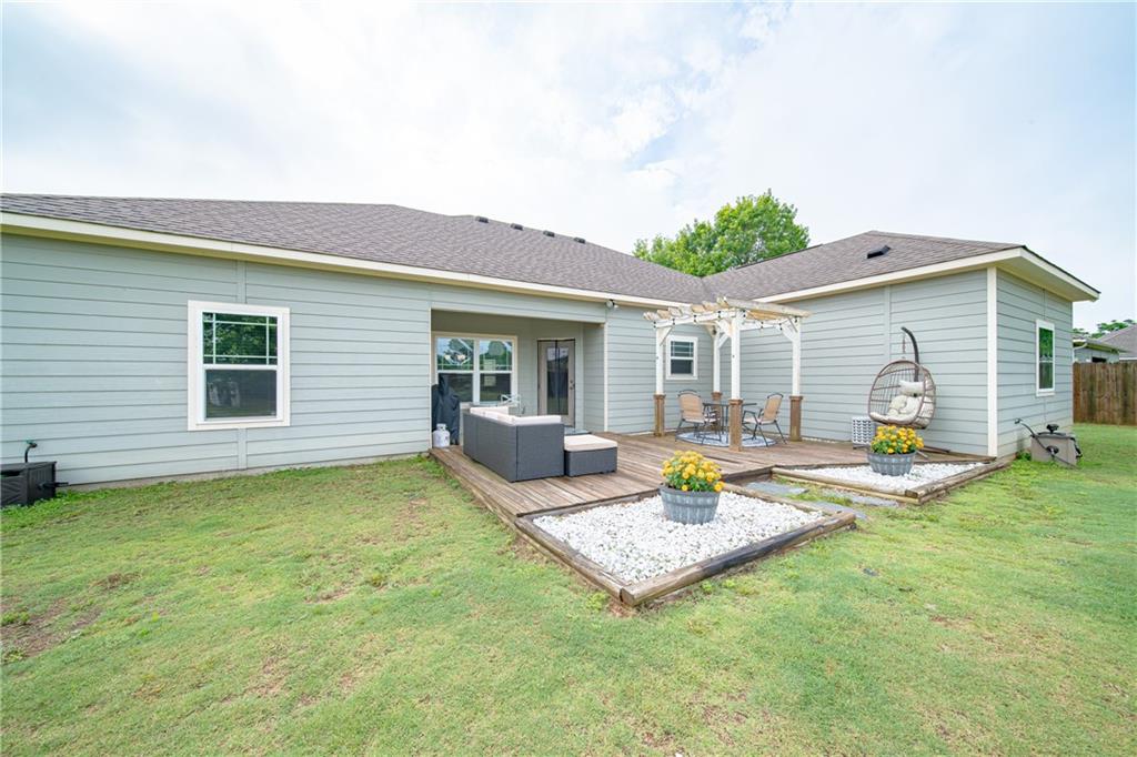 16 Eagle Nest Drive