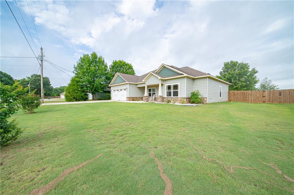 16 Eagle Nest Drive