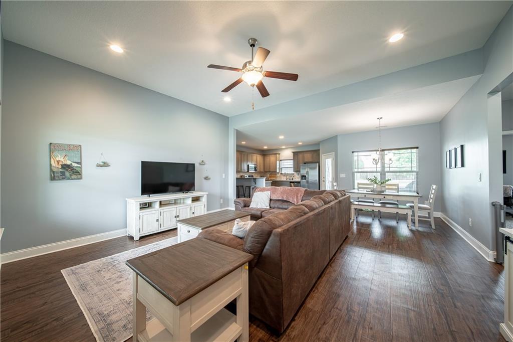 16 Eagle Nest Drive
