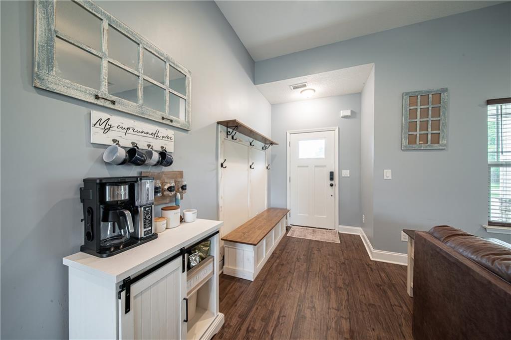 16 Eagle Nest Drive
