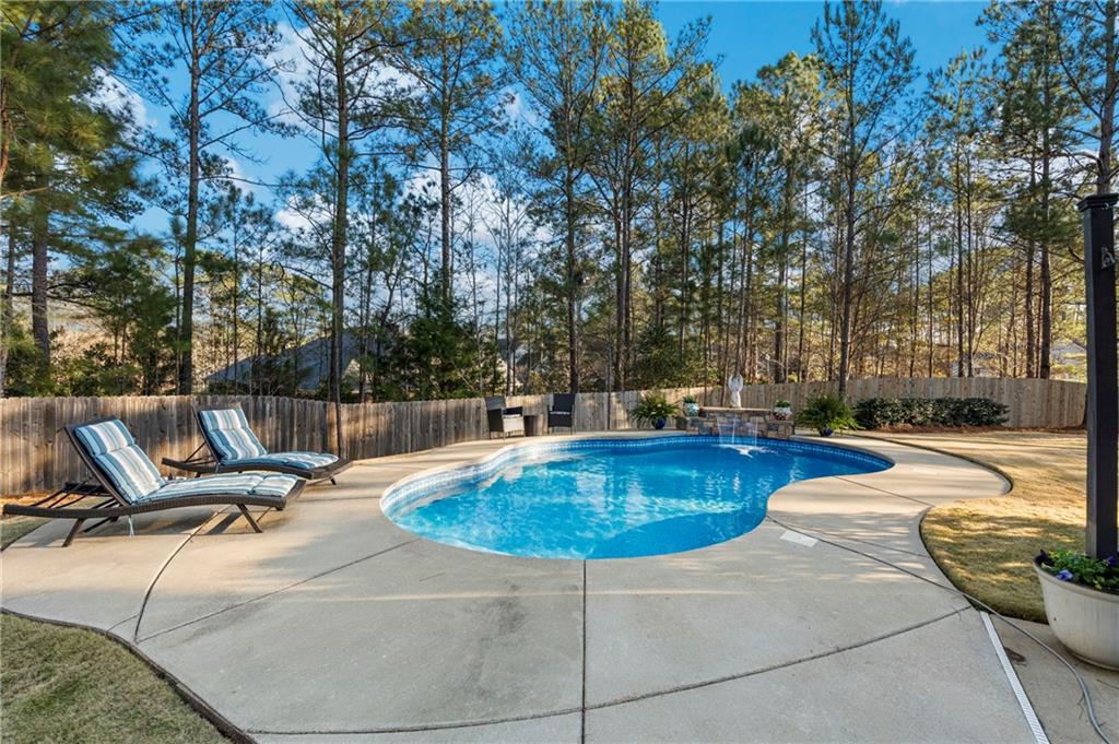 8014 Splendor Way