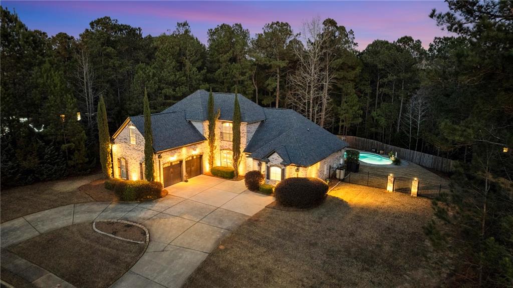 8014 Splendor Way