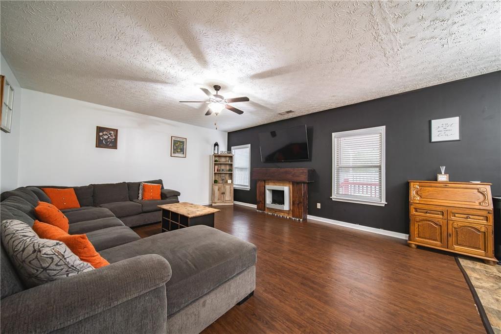 1 Brentwood Drive Drive
