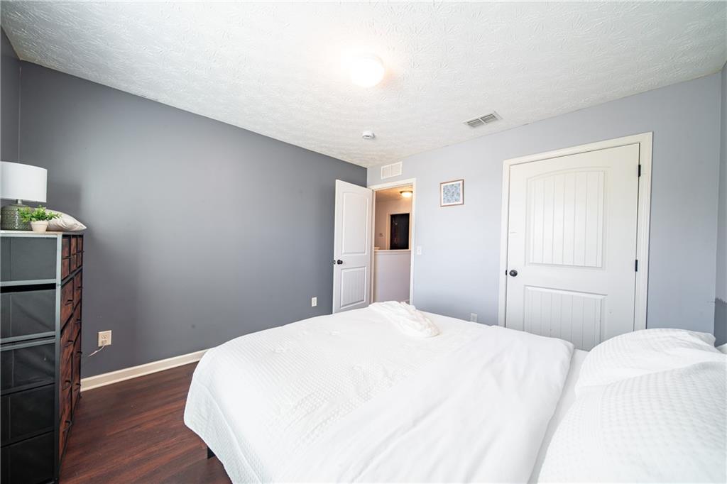 1 Brentwood Drive Drive