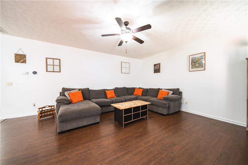 1 Brentwood Drive Drive