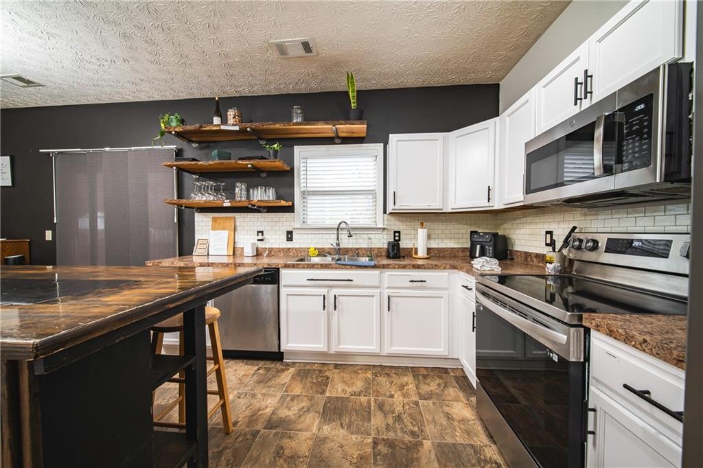 1 Brentwood Drive Drive