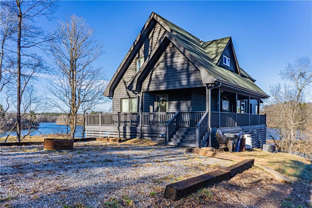 349 Lee Rd 744