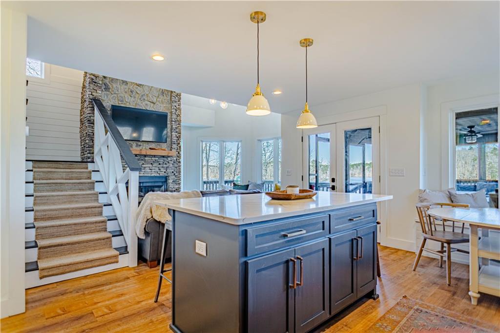 349 Lee Rd 744
