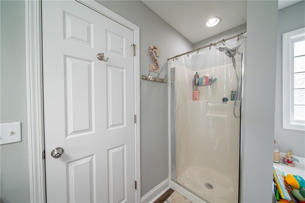 33 Honeysuckle Way