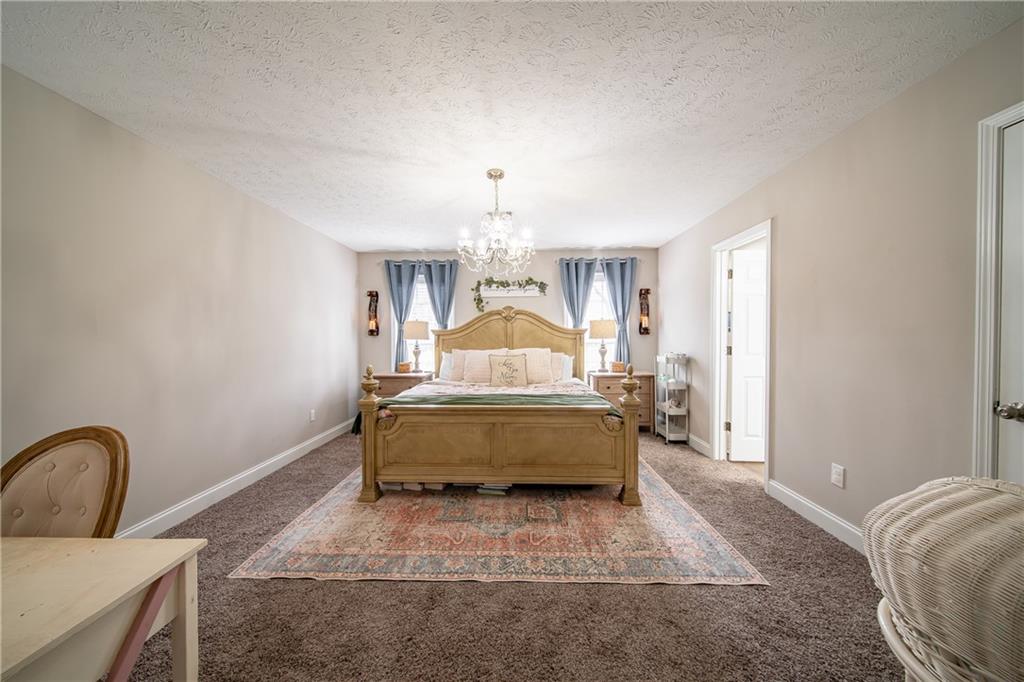 33 Honeysuckle Way