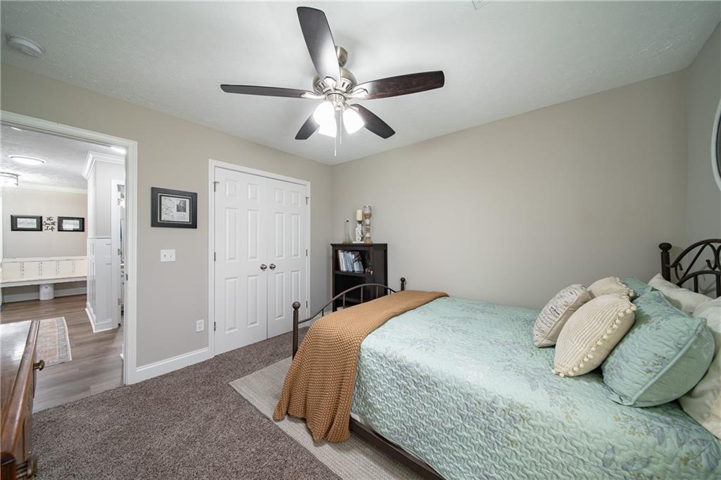 33 Honeysuckle Way