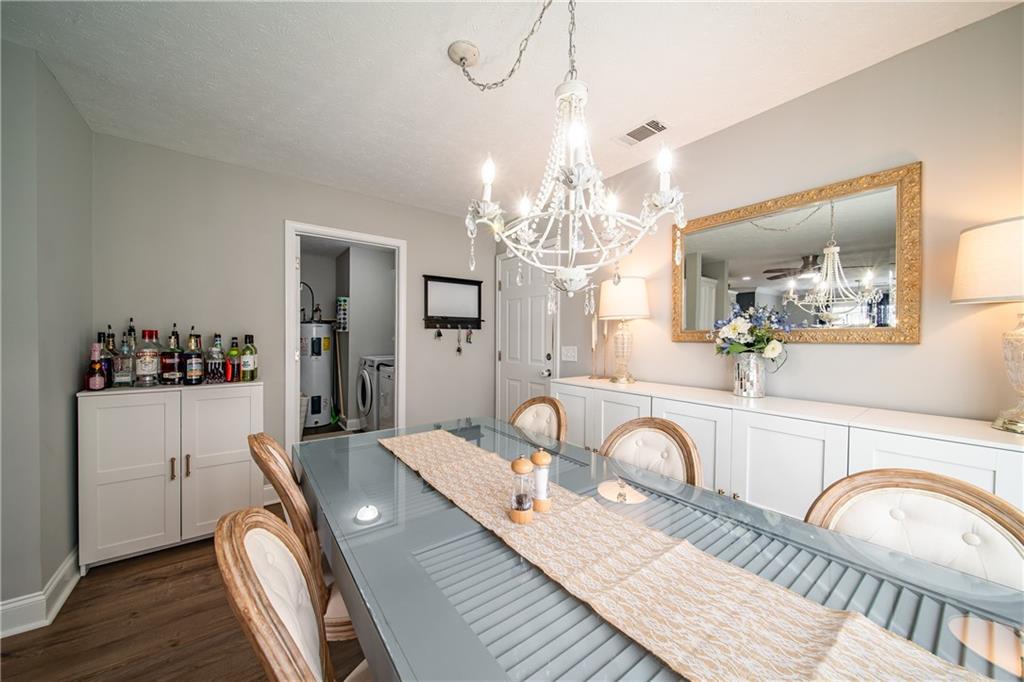 33 Honeysuckle Way