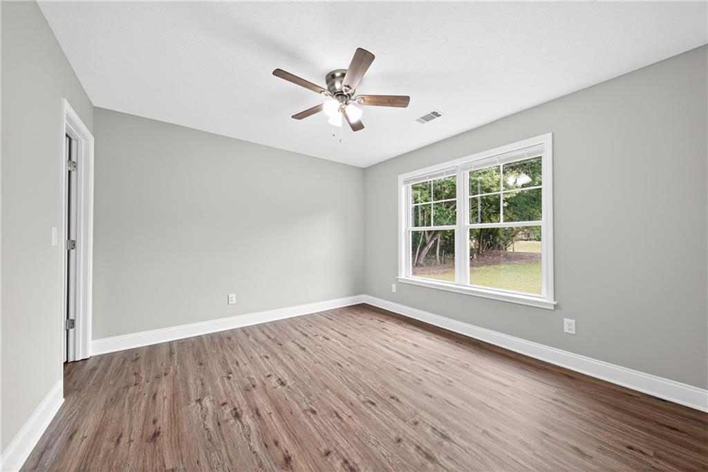 1048 Lee Rd 295 Road