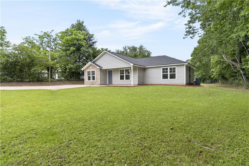 1048 Lee Rd 295 Road