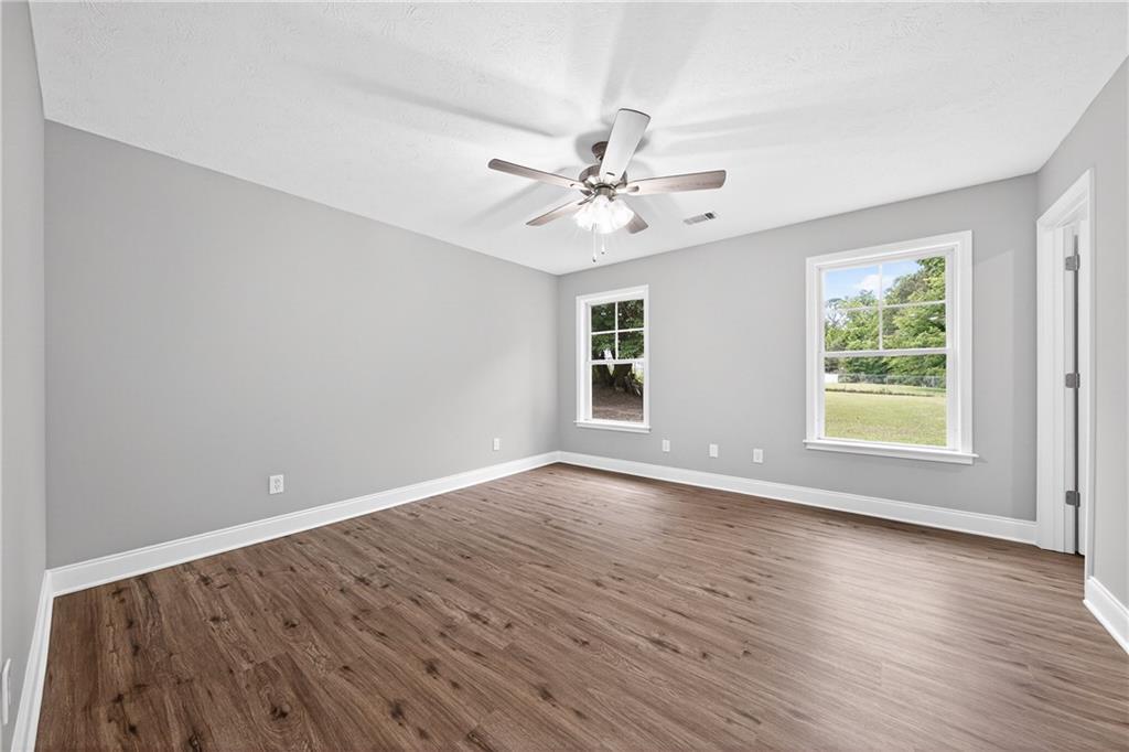 1048 Lee Rd 295 Road