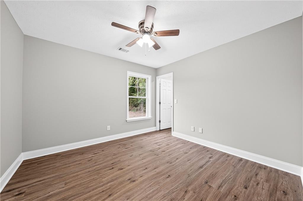 1048 Lee Rd 295 Road