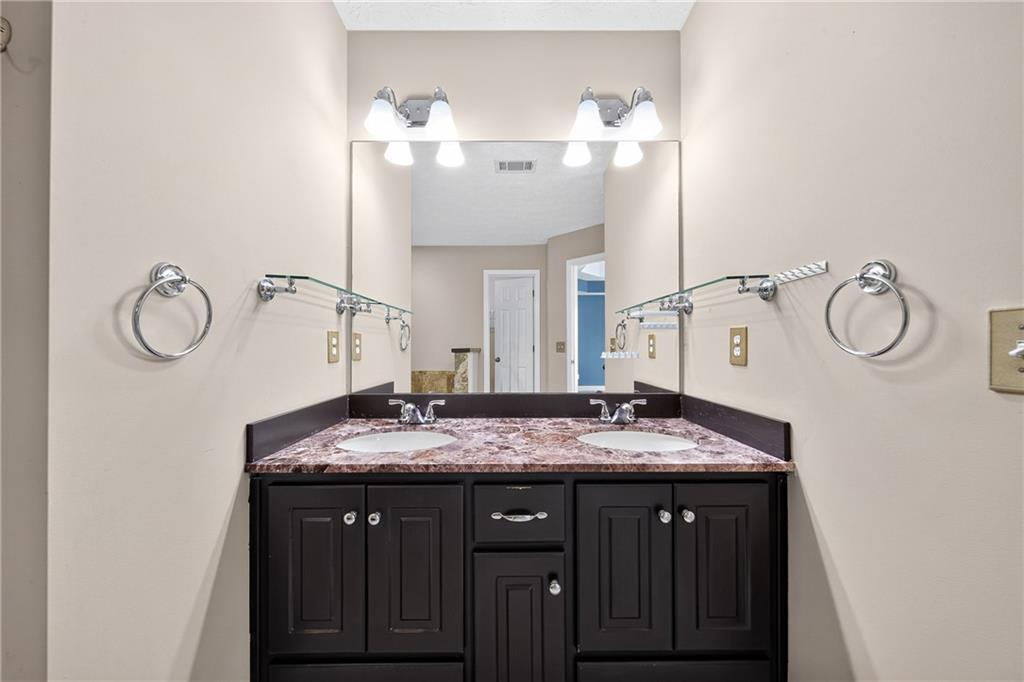 5018 Briarwood Court