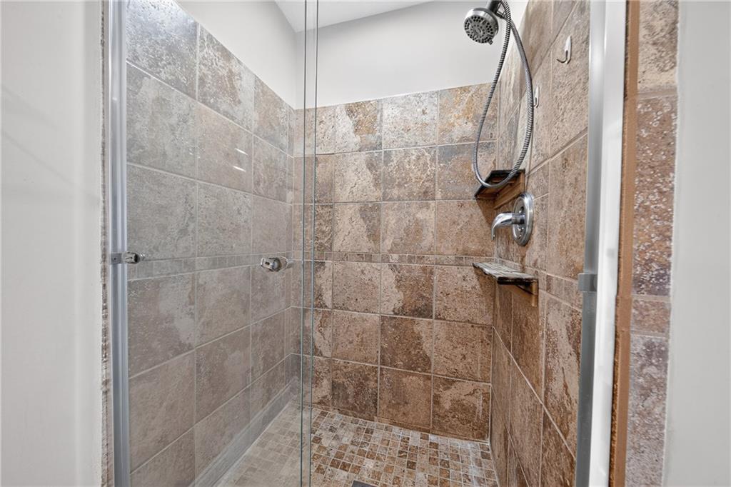 5018 Briarwood Court