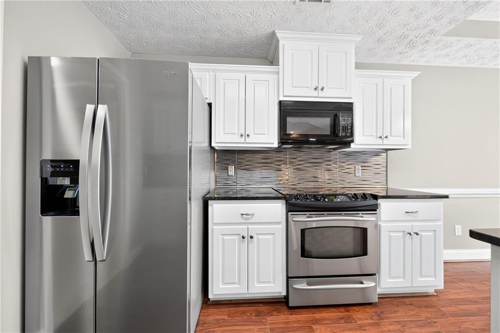 5018 Briarwood Court