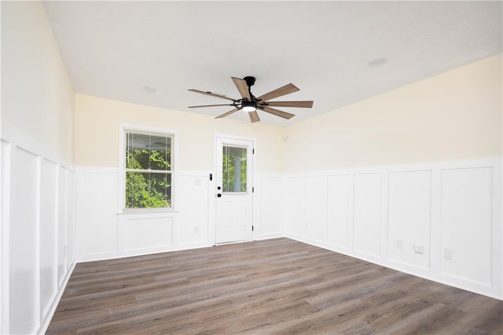 558 Lee Road 295