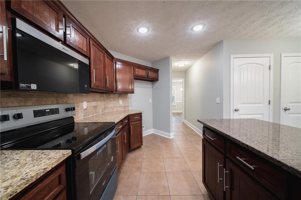 538 Lee Road 450